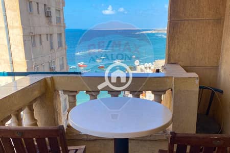 شقة 2 غرفة نوم للايجار في ميامي، الإسكندرية - 1. jpg