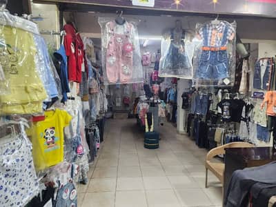 Retail for Sale in Gesr Al Suez, Cairo - محل تجاري للبيع في السوق