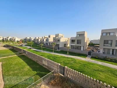 فیلا 4 غرف نوم للايجار في مدينة الشروق، القاهرة - e3c56aa1-c34d-43fa-b16c-82b6fd8fa6b5. jpg