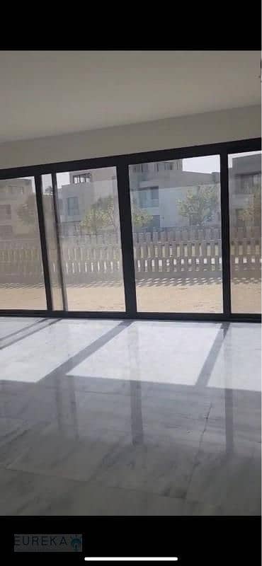 فیلا 4 غرف نوم للايجار في مدينة الشروق، القاهرة - 9415de22-5625-4c67-8c20-2fc5d6245702. jpg