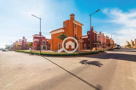 6 Bedroom Villa for Sale in 6th of October, Giza - 2. jpg
