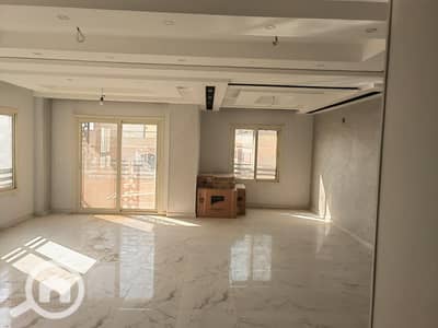3 Bedroom Flat for Sale in 6th of October, Giza - IMG-20250526-WA0124. jpg
