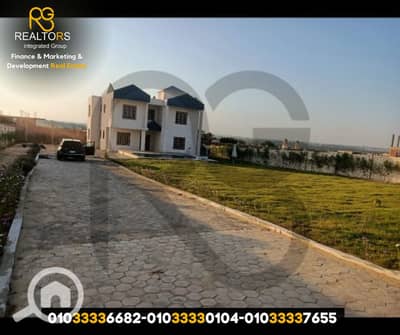 3 Bedroom Villa for Sale in 6th of October, Giza - 2. png