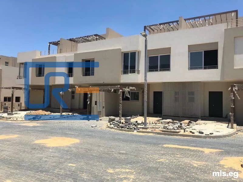 7 Twin house-for-sale-in-palm-valley. jpg