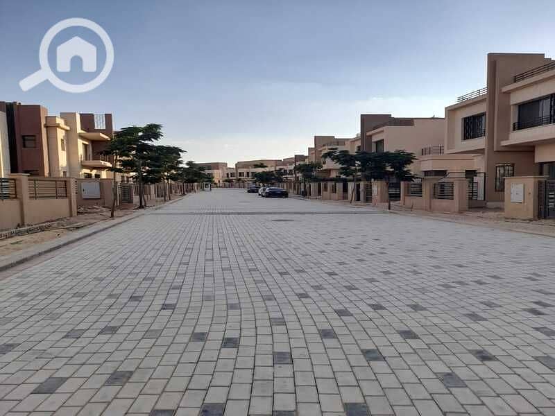 9 125944b6-7e06-42ee-ac52-c70bdd0d93e2. jpg