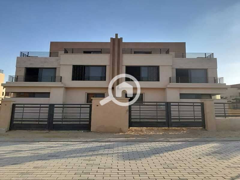 11 f76be9bd-ec12-49de-b32c-ad397605d507. jpg