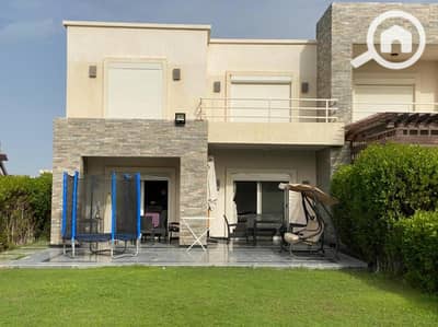 4 Bedroom Twin House for Sale in North Coast, Matruh - Villa Twinhouse 265m with private Swimming Pool & Furnished kitchen in AMWAJ Northcoast