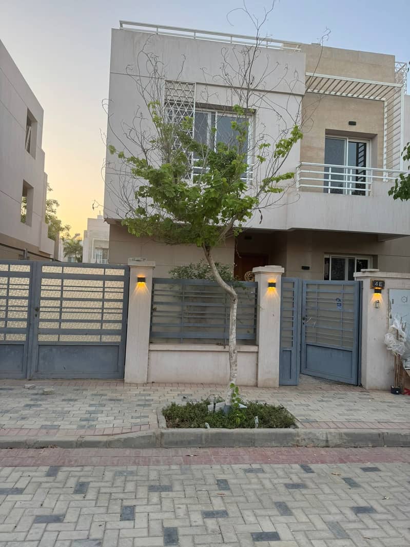 Villa for Sale in ATRIO Compound – Sheikh Zayed City (Direct from O