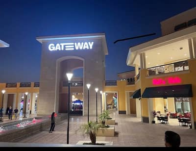 محلات تجارية  للبيع في القاهرة الجديدة، القاهرة - shop for sale in Alrehab Gatway Mall