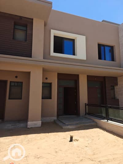 5 Bedroom Townhouse for Sale in Sheikh Zayed, Giza - WhatsApp Image 2025-06-22 at 5.10. 41 PM. jpeg
