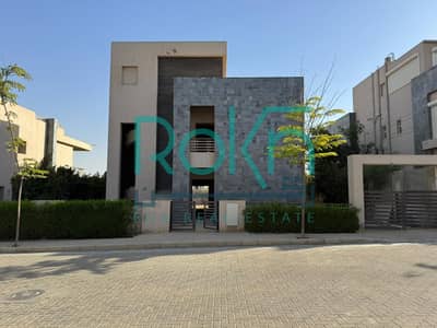 6 Bedroom Villa for Sale in Sheikh Zayed, Giza - WhatsApp Image 2025-05-11 at 12.30. 32 PM. jpeg