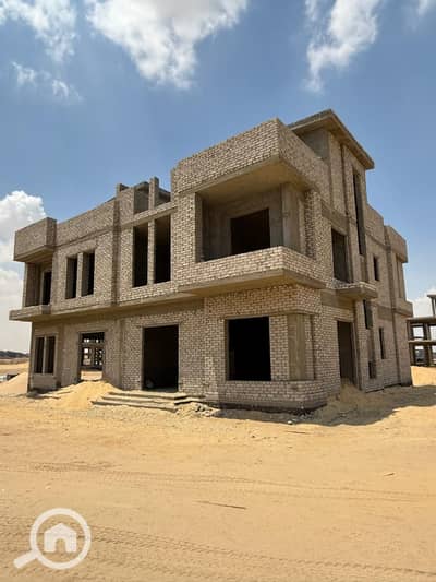 5 Bedroom Townhouse for Sale in Sheikh Zayed, Giza - d6bbdee1-1070-4a93-91d2-cfade00de294. jpg