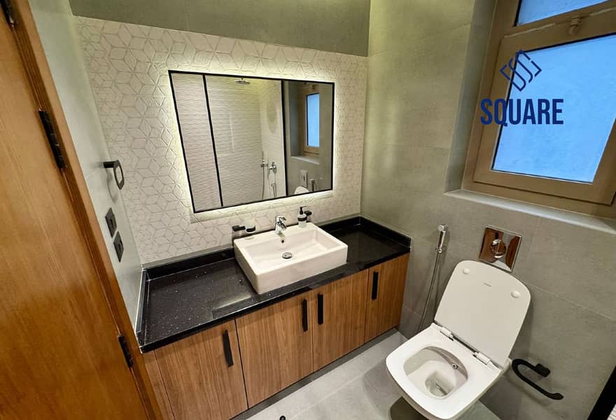 4 bd7267f6-a213-4726-8a56-e1dfb6ec6183. jpg