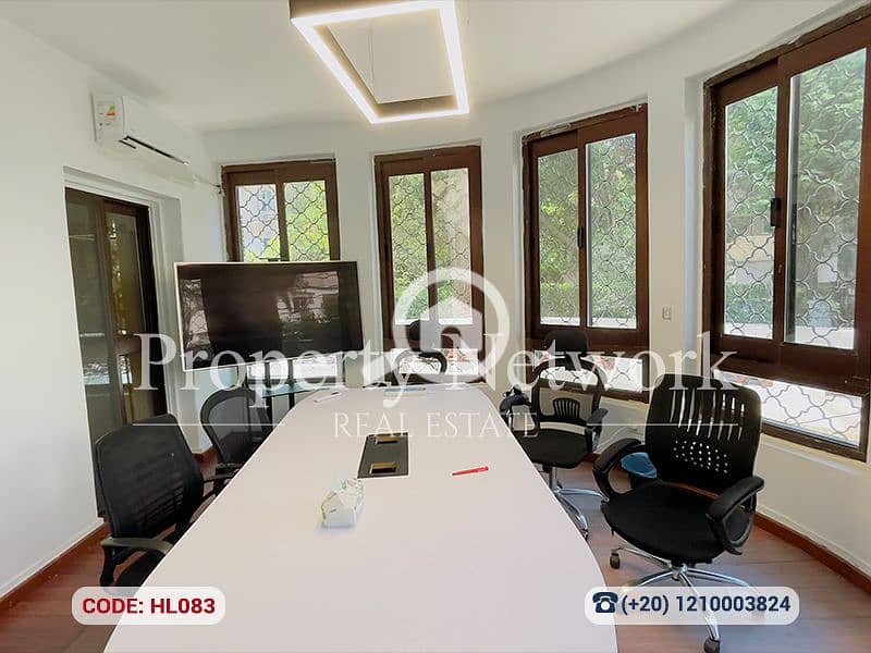 18 HL083 (24). png