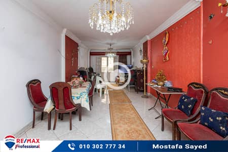 3 Bedroom Flat for Sale in Camp Caesar, Alexandria - 1. jpg
