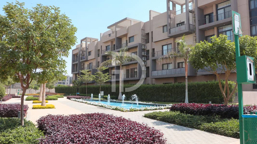 9 Vth Square - Live Photos _page-0013. jpg