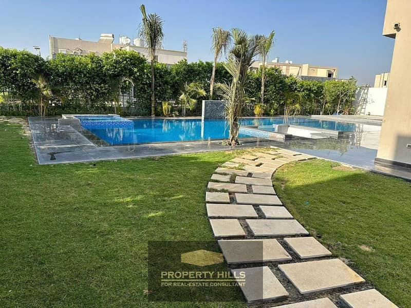 10 404983338_320038494139443_5473819821559867554_n. jpg