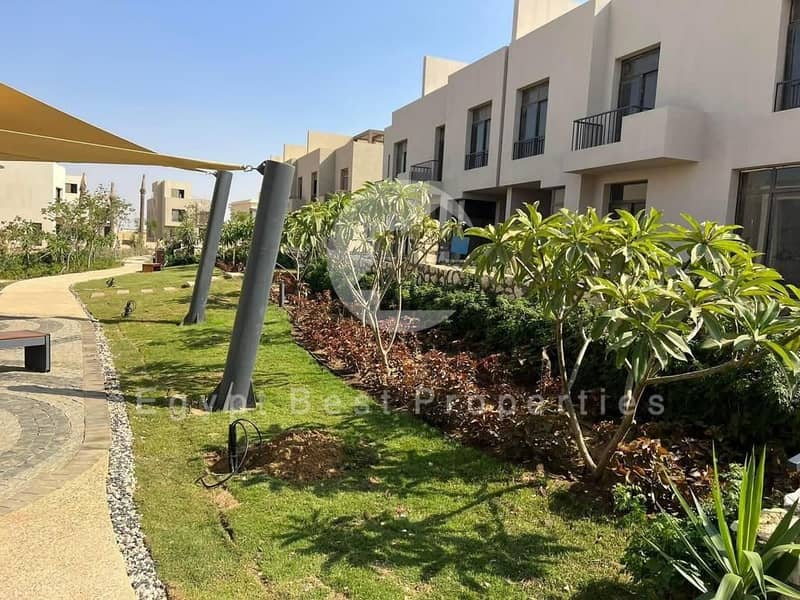 7 72b5b061-d4e4-4418-8c6a-120fc56cd696. jpg