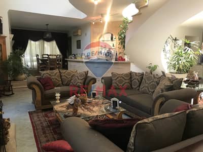 فیلا 9 غرف نوم للبيع في مدينة الشروق، القاهرة - IMG_6040. jpg