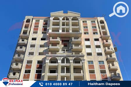 فلیٹ 3 غرف نوم للبيع في محرّم بيك، الإسكندرية - 001. jpg