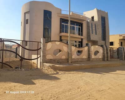 فیلا 11 غرف نوم للبيع في القاهرة الجديدة، القاهرة - فيلا فاخرة للبيع القاهرة الجديدة