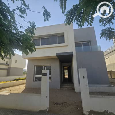 5 Bedroom Villa for Sale in New Cairo, Cairo - WhatsApp Image 2025-06-29 at 9.35. 49 PM. jpeg