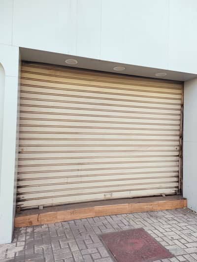 محلات تجارية  للايجار في لوران، الإسكندرية - محل للايجار مساحه 65 متر مربع على الاقبال الرئيسي