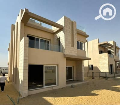 3 Bedroom Townhouse for Sale in 6th of October, Giza - IMG-20250528-WA0081. jpg