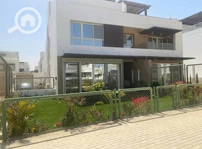 توين هاوس 6 غرف نوم للبيع في 6 أكتوبر، الجيزة - WhatsApp Image 2025-04-29 at 14.07. 12_ac144dd1. jpg