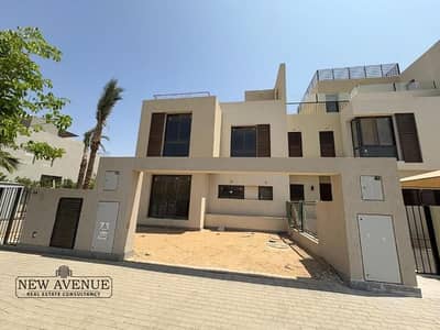 3 Bedroom Townhouse for Sale in New Heliopolis, Cairo - 2. jfif. jpg