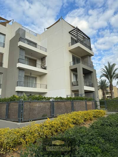 3 Bedroom Flat for Sale in 6th of October, Giza - PHOTO-2024-05-12-14-43-06. jpg