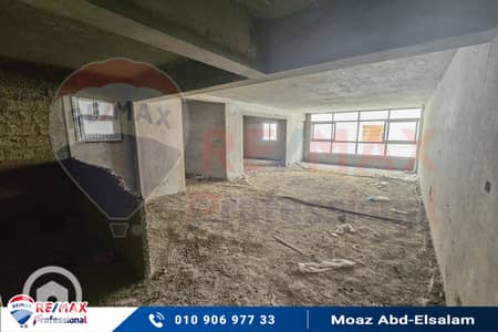 4 Bedroom Flat for Sale in Moharam Bik, Alexandria - 20250422_124844. jpg