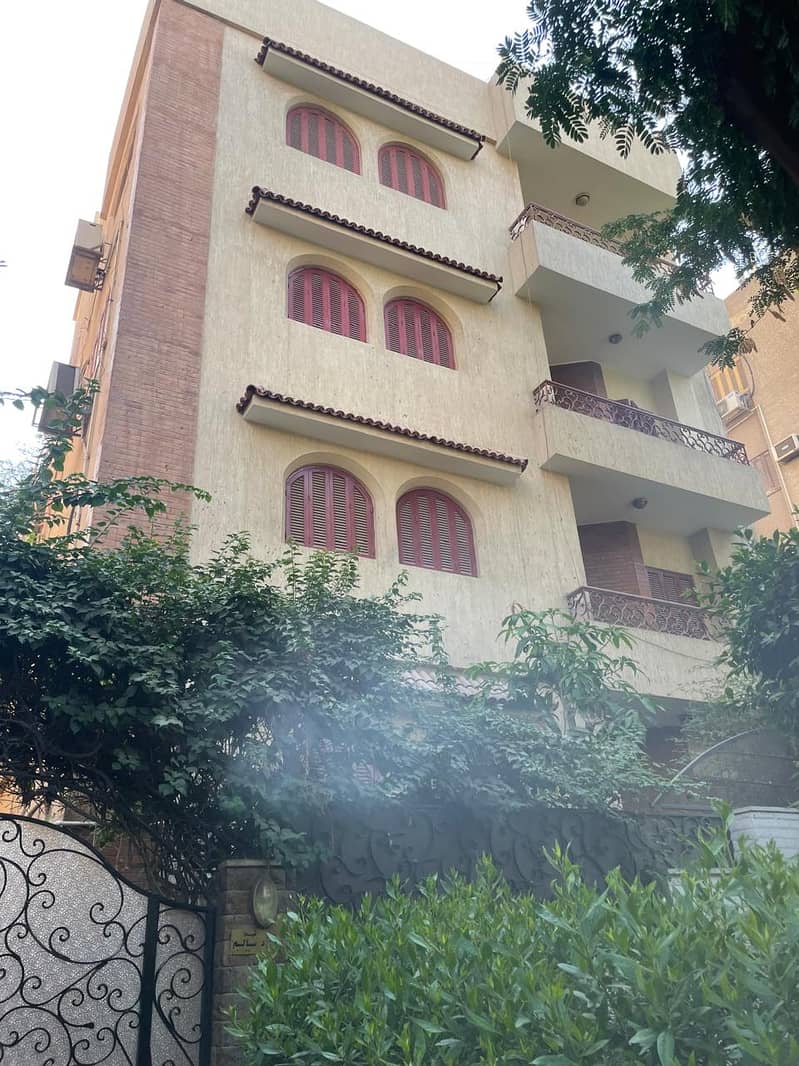 مبنى للبيع بالمعادي الجديدة