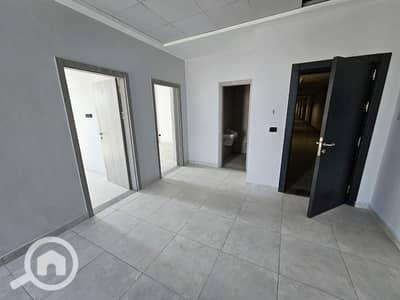 عيادة  للايجار في 6 أكتوبر، الجيزة - WhatsApp Image 2024-11-27 at 10.55. 36 AM. jpeg
