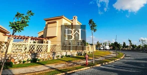 4 Bedroom Villa for Sale in 6th of October, Giza - 56f64c7d06b240d6896728703f90d858. jpg