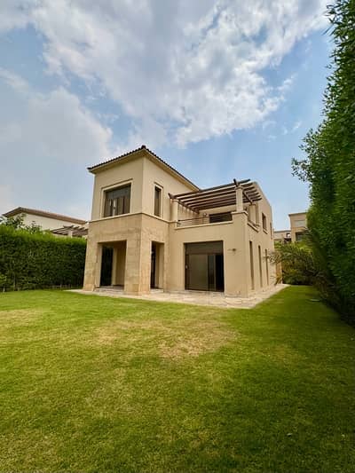 3 Bedroom Villa for Rent in Mokattam, Cairo - فيلا مستقلة للإيجار - أب تاون كايرو من إعمار موقع مميز