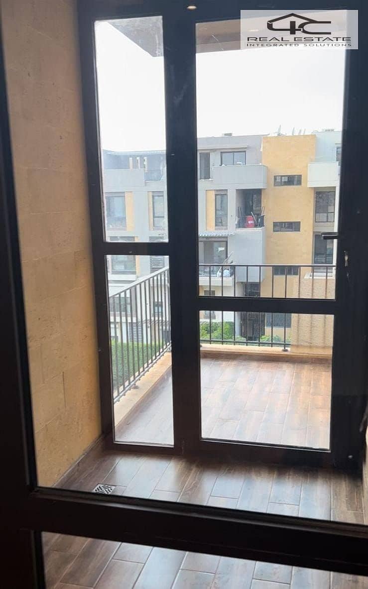 5 WhatsApp Image 2025-05-18 at 1.04. 20 PM. jpeg