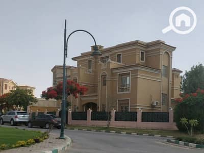 فیلا 5 غرف نوم للايجار في القاهرة الجديدة، القاهرة - WhatsApp Image 2025-07-02 at 11.04. 37 PM (1). jpeg