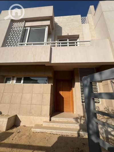 توين هاوس 4 غرف نوم للبيع في الشيخ زايد، الجيزة - 463250900_2634550580081463_65606002327479719_n. jpg