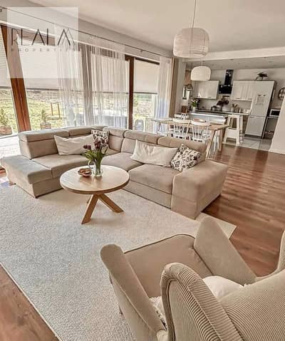 4 Bedroom Villa for Sale in Sheikh Zayed, Giza - 486548087_4059638860922023_5654428549148169661_n. jpg