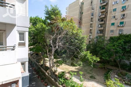 شقة 4 غرف نوم للايجار في سابا باشا، الإسكندرية - 1. jpg