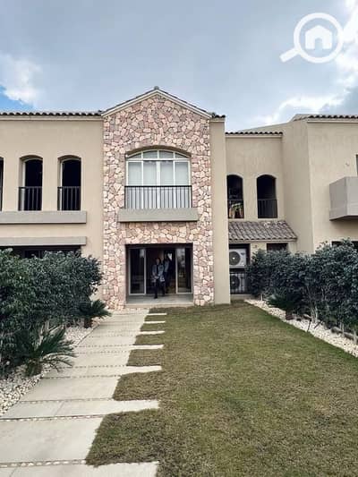 3 Bedroom Villa for Sale in New Cairo, Cairo - 480639875_560529113701393_9105910996018559317_n. jpg