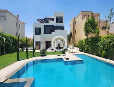 توين هاوس 5 غرف نوم للبيع في 6 أكتوبر، الجيزة - IMG-20241222-WA0356. jpg