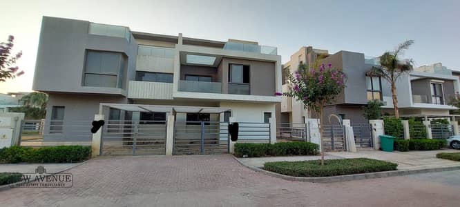 3 Bedroom Twin House for Sale in New Cairo, Cairo - WhatsApp Image 2025-07-06 at 2.40. 13 PM (1). jpeg
