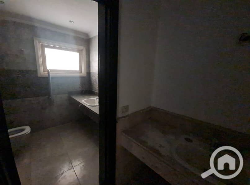 13 4050fe0d-069c-4862-bfde-ac194de32132. jpeg