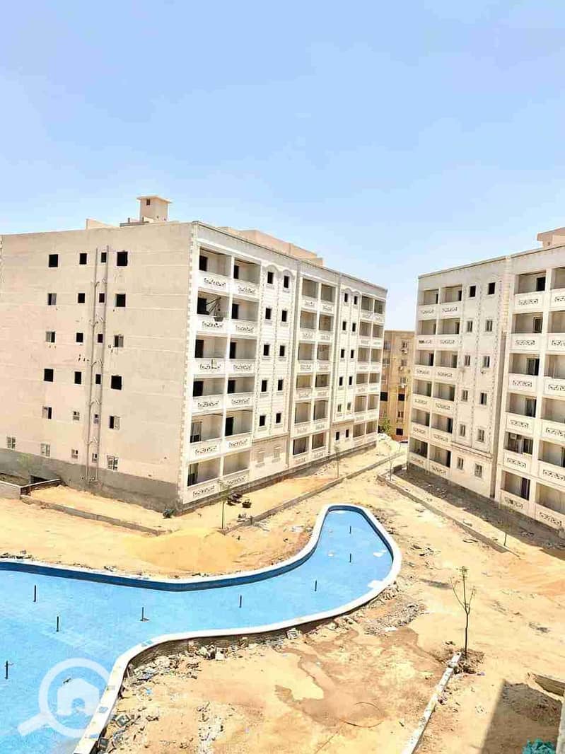 2 35879. jpg