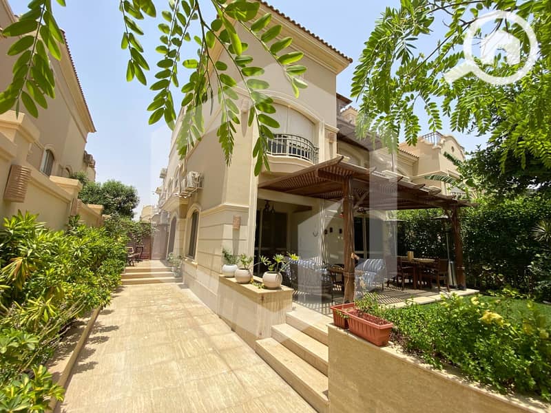 10 Al Patio 6 10. jpg