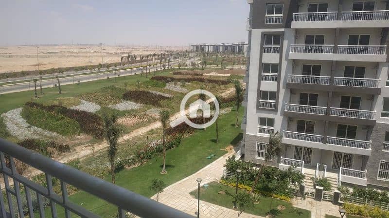 للايجار فى مدينتى 160 متر فيو مجري السيل للايجار فى مدينتى 160 متر فيو مجري السيل