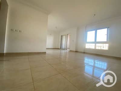 3 Bedroom Apartment for Sale in Madinaty, Cairo - شقه للبيع في مدينتي 165م باجدد المراحل B10 فرصه ب8 مليون كاش خالصه
