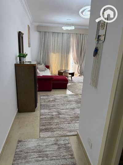 2 Bedroom Apartment for Rent in Madinaty, Cairo - شقه للايجار مفروش اول سكن في اجدد مراحل مدينتي B12 امام بيت الجمله